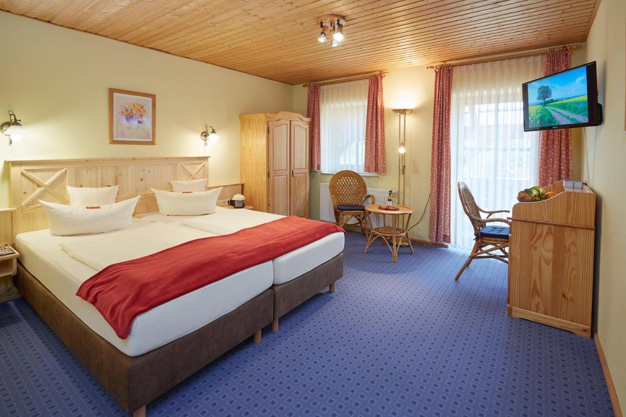 Land- Und Aktivhotel Altmuehlaue Bad Rodach Eksteriør billede
